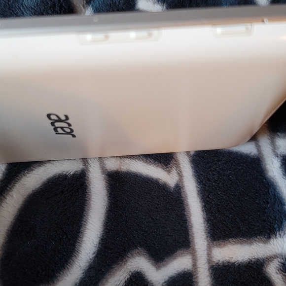 Acer tablet - Picture 5 of 7